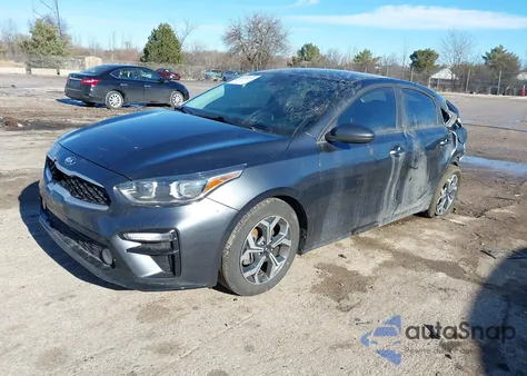 2021 Kia Forte Lxs из США, поврежденный, VIN 3KPF24AD7ME386703
